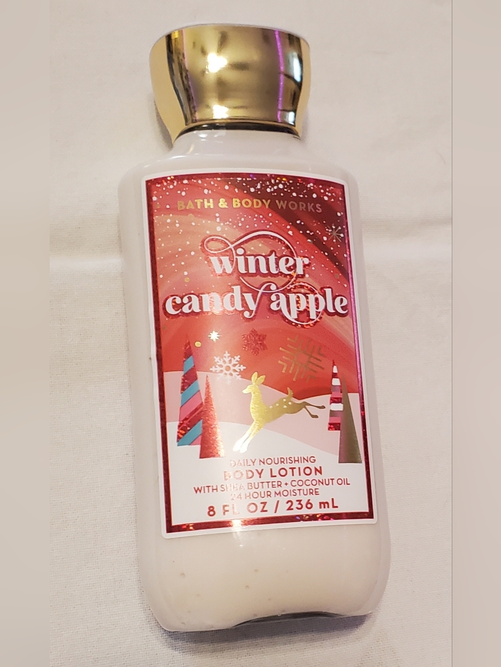 Bath & Body Works Winter Candy Apple Daily Nourishing Body Lotion - Red